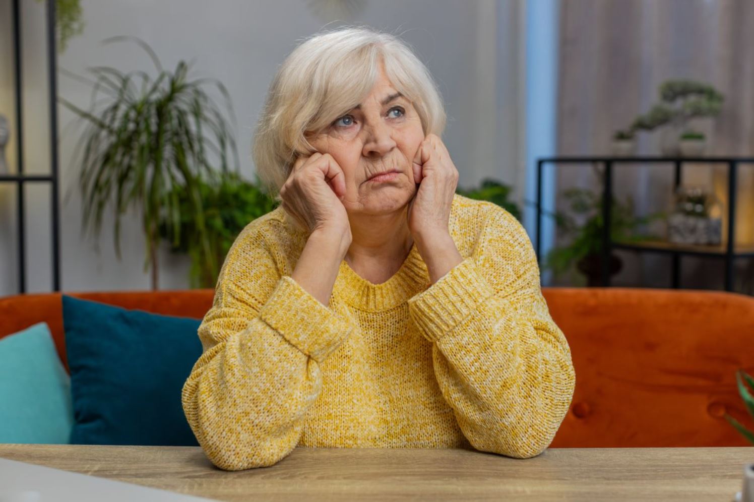 «Таких людей, как ты и твой муж, уважать не за что: живете-живете, а нажитого нет!» – сказала Марине мать