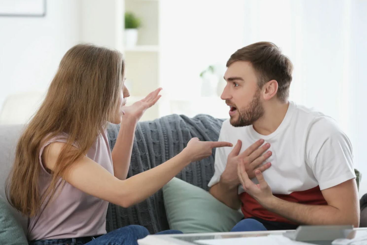 «Ты хочешь, чтобы я себя неполноценным чувствовал?» – говорит Александре Геннадий